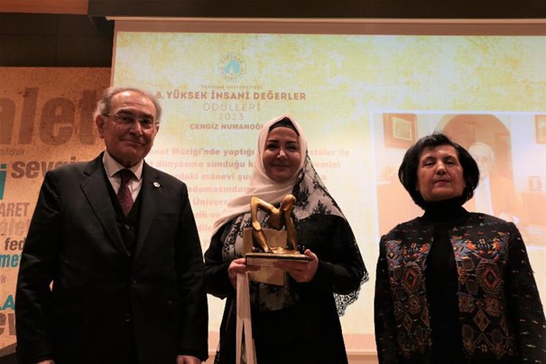 Müzisyen Cengiz NUMANOĞLU